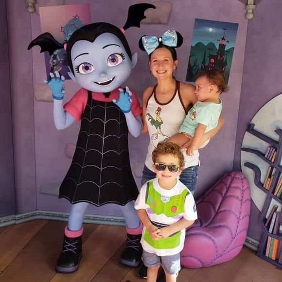 Meet your Posher, Alex - Picture 1 of 1